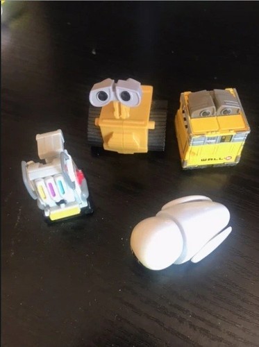 Lot figurines wall e - 4, wall-e