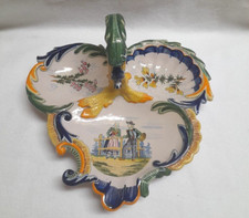 MENDIANT, SERVITEUR OU  PLAT