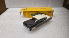 C81 Dinky Toys 191 - DODGE Royal Sedan, Noire toit blanc 1:45, defaut peinture A
