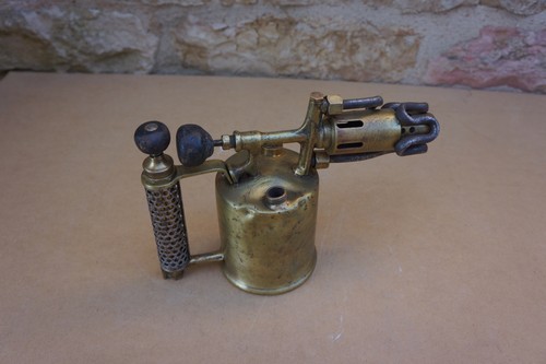 Ancienne grosse lampe - ancienne,