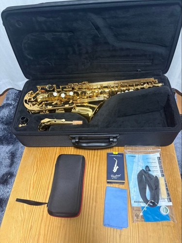 Saxophone alto étudiant