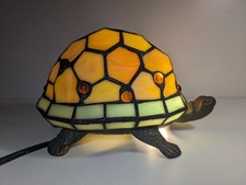 Lampe d'Ambiance / Veilleuse : TORTUE Style Tiffany - Métal et verre - ARTISTAR
