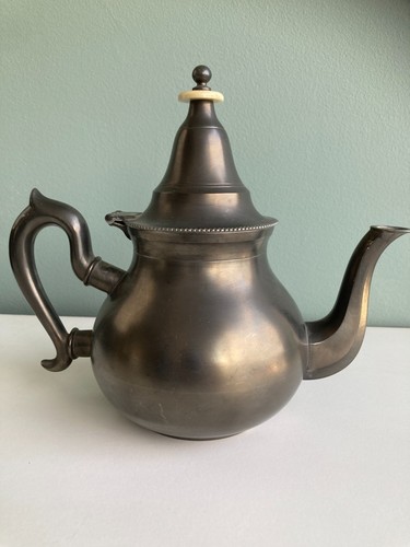 Theiere orientale etain - etain, mat