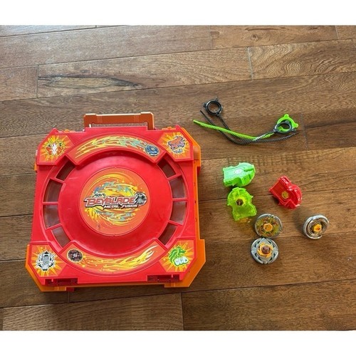 Beyblade metal fusion arena - metal,