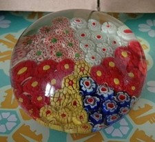 ancien SULFURE PRESSE PAPIER millefiori  st Louis ? Clichy ? Baccarat ? Murano ?