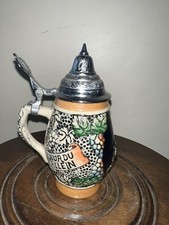 ancienne chope à bière en