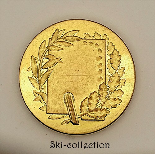 Ancien bouton avec - ancien, le