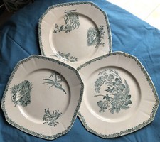 RARE LOT 3 ASSIETTES CARRÉES