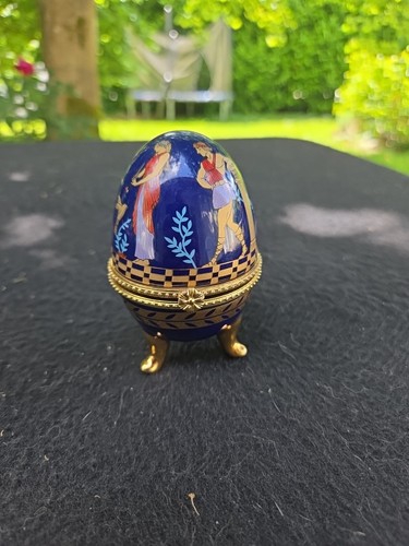 Oeuf porcelaine pilulier - oeuf,