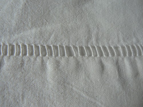 Ancien drap jour echelle - drap, blanc