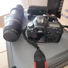 appareil photo numérique nikon et canon