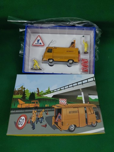 Dan toys 100 - toys,