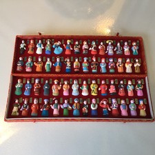 Collection 56 Figurines Santons  Asie Chine Avec Notice Costume Traditionnel