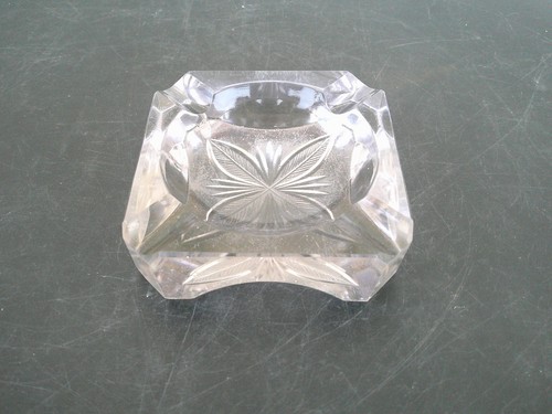Cendrier verre cristal - cendrier, en