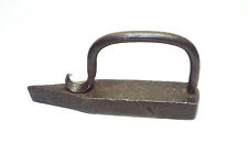 fer à repasser en fer forgé