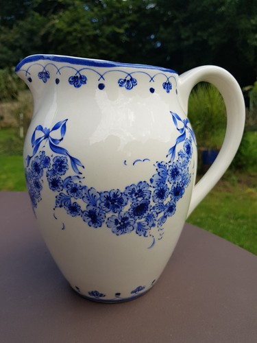 Gros pichet motif fleurs - gros, de
