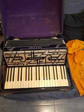 Accordéon Hohner Verdi III année 40/50 noir dans sa boite d'origine