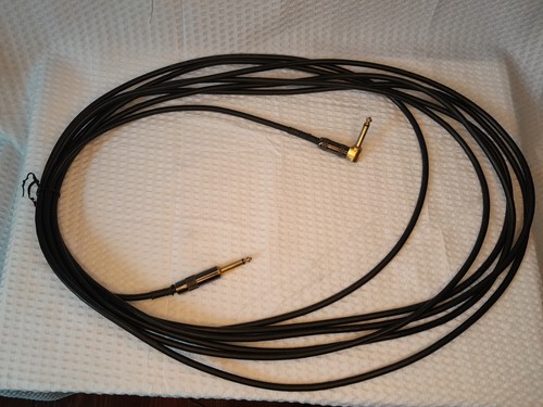 Mogami 2524 instrument - instrument, cable