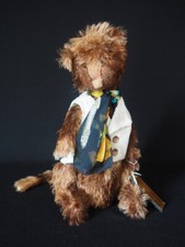 Zwergnase.Ours Sven Elvis