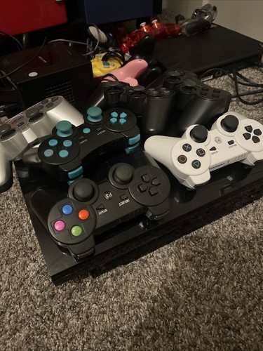Ps3 fat with controllers - with, 6