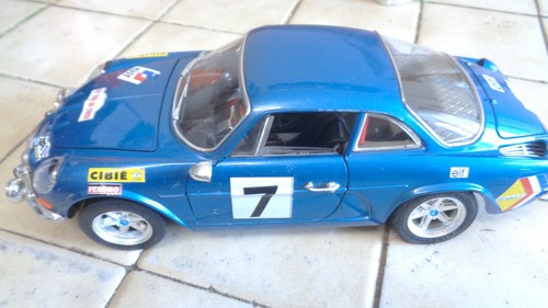 Burago alpine a110 18 tbe - alpine,