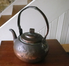 Très ancienne bouilloire en cuivre