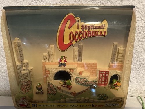Kinder ferrero diorama - ferrero,