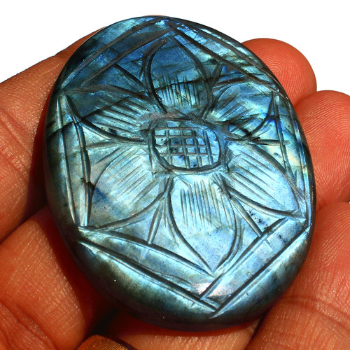 Pierre précieuse cabochon