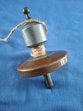 JURA. ANCIENNE TOUPIE CUIVRE ALU ACIER TRAVAIL DE MAÎTRISE ?? GRANDE