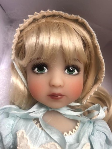 Poupée little darling moule - little,