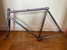 JOLI CADRE & FOURCHE 700C