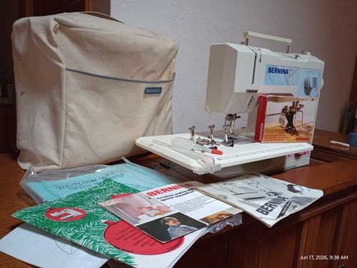 Bernina 1000 sewing machine - 1000, w