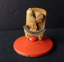 Ancien Porte Menu au Coq Courage and Barclay Brasserie Biére Bar Restaurant