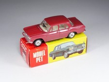 ATC ASAHI - 20 - Toyopet Crown Deluxe - Toyota - Feux strass - En boite