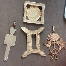 Lot 4 Bijoux 2 Broche & 2