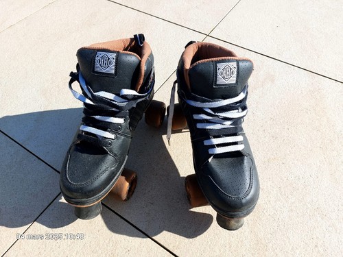 Chaussure patins roulettes - chaussure,