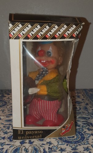 Ancien jouet clown à corde - -,