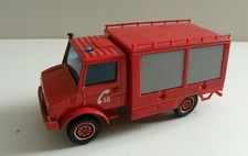 1/50 MERCEDES UNIMOG pompiers le 18 Solido sans boite