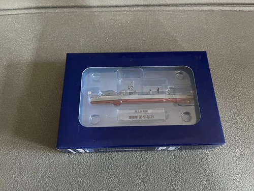 Bateau miniature militaire - miniature,