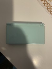 console ds lite pour pièce ou à réparé 