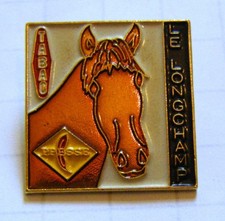 PINS CHEVAL TABAC PRESSE CAROTTE LE LONGCHAMP vintage pin