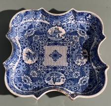 Plat / Coupe En Faïence Asiatique
