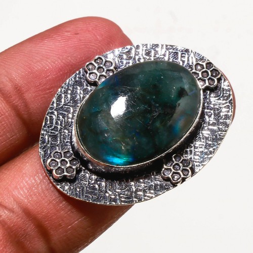 Bague pierre précieuse forme