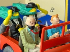 Voiture tintin jeep rouge - jeep,