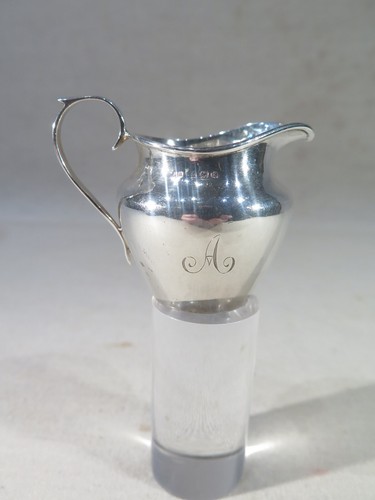 Ancien joli petit pot lait - ancien,