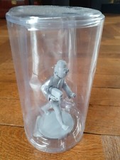 FIGURINE RESINE MONOCHROME