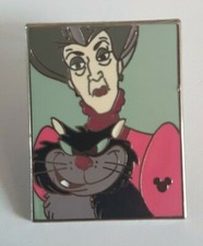Pin's Disney Lanyard Refresh LUCIFER & LADY TREMAINE