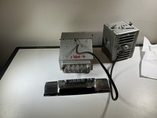 Vintage Sears 6 Volt Car Radio