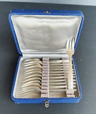 12 fourchettes à gâteaux  en