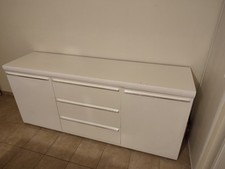 buffet de salon/salle à manger  blanc très élégant / moderne. 